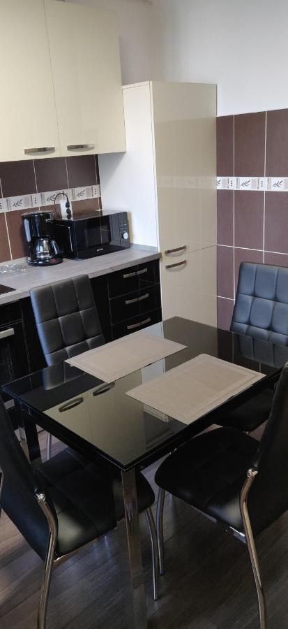 Home Apartament Apartment *